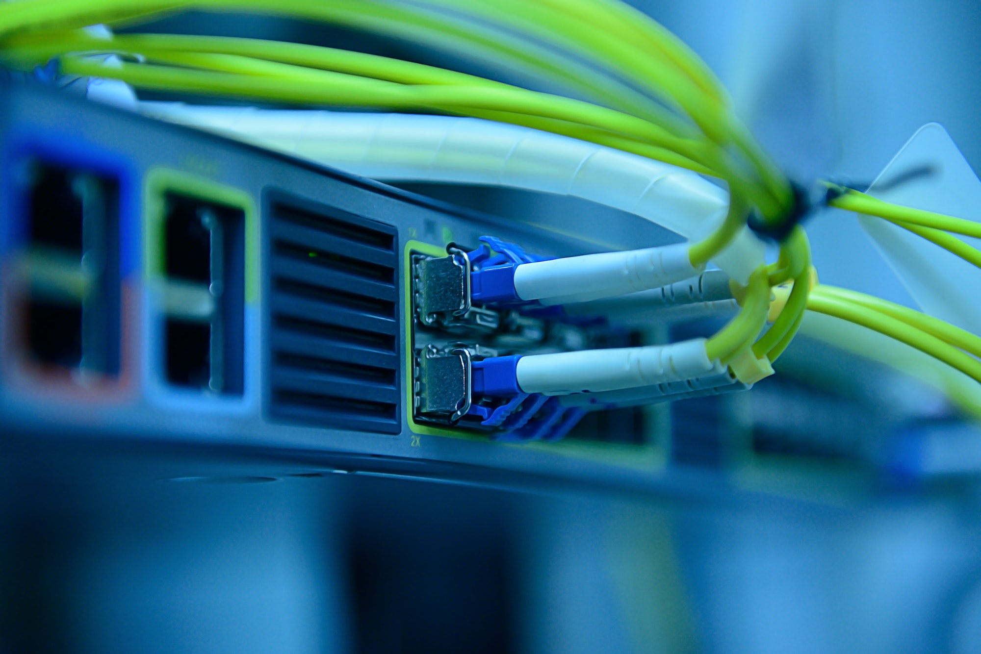 network optical fiber cables and hub